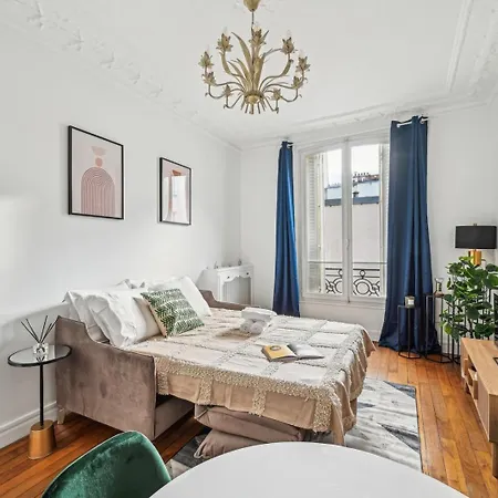 Appartamento Bnbnook - Lovely 1br Near Eiffel & Champ De Mars Parigi